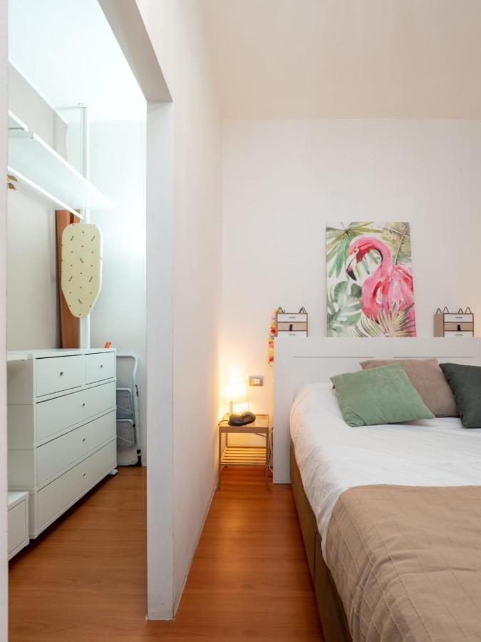 Navigli Apartment- Hosted By Sweetstay Milaan Buitenkant foto
